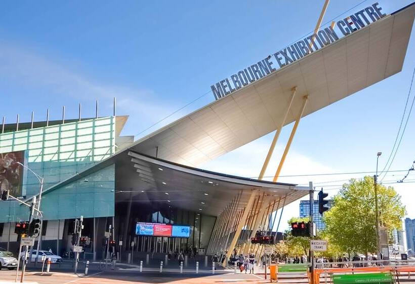 فندق Best Western Melbourne City