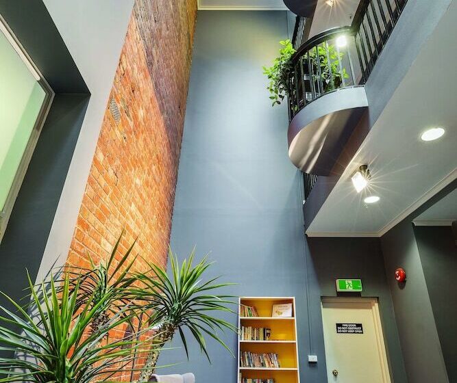 فندق Best Western Melbourne City