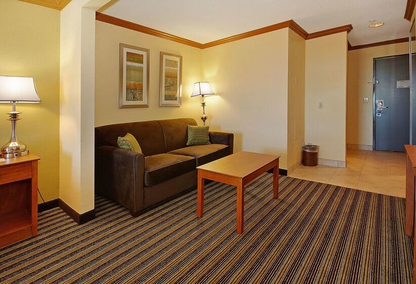 Отель Best Western Plus Seawall Inn & Suites By The Beach