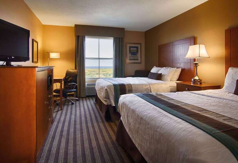 Отель Best Western Plus Seawall Inn & Suites By The Beach