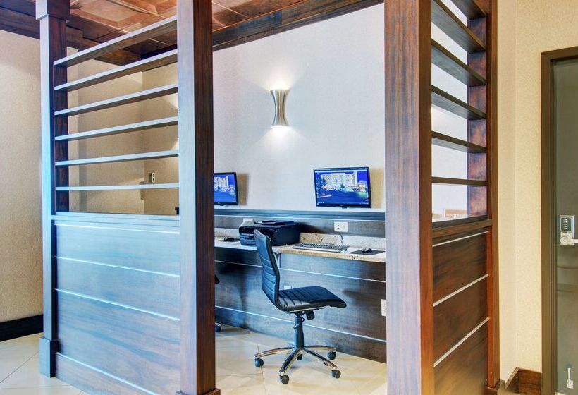 هتل Best Western  Plus Waltham Boston