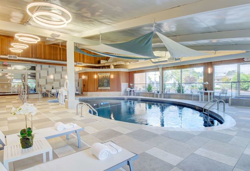 هتل Best Western  Plus Waltham Boston
