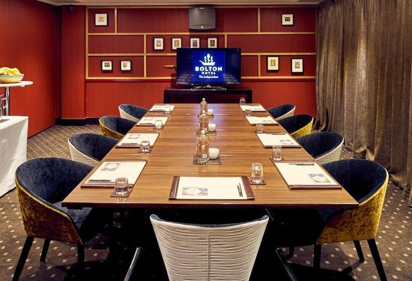 ホテル Bolton