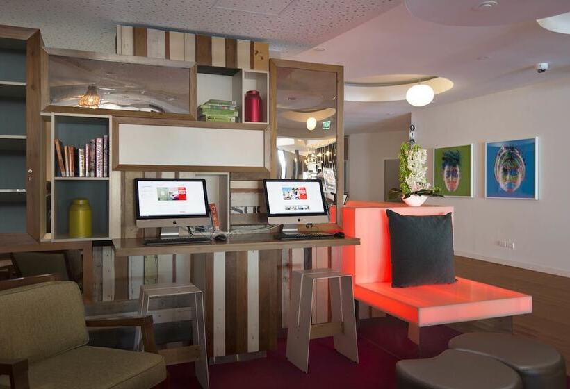 Отель Breakfree On Cashel, An Accor