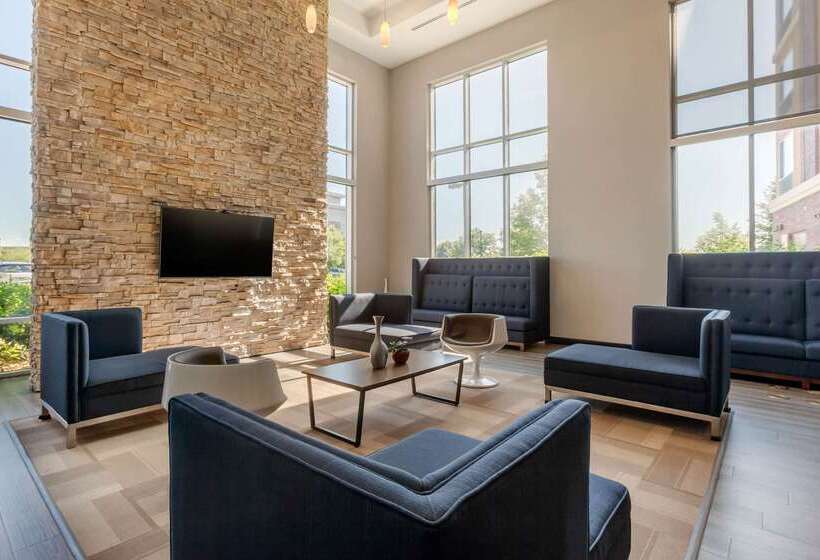 Cambria Hotel Ft Collins