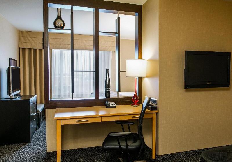 Cambria Hotel Ft Collins