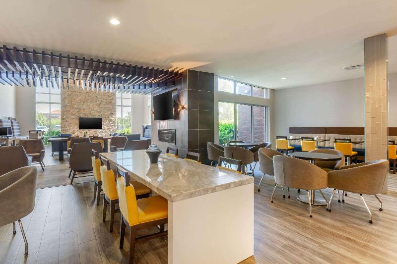 Cambria Hotel Ft Collins