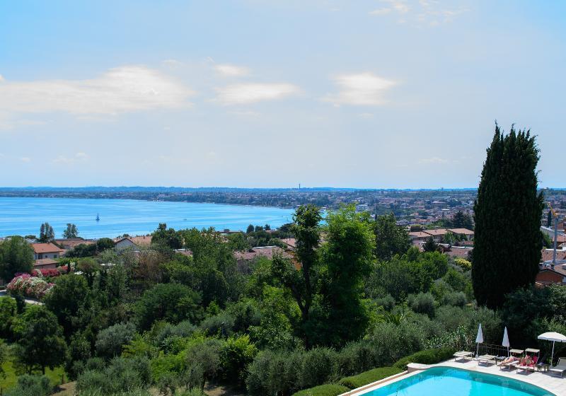 ホテル Castello Belvedere Apartments