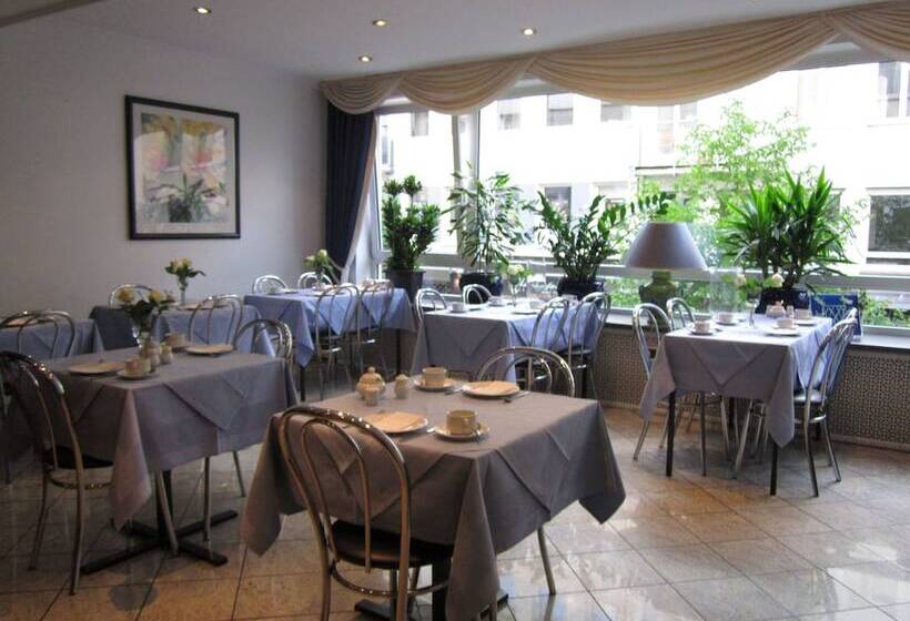 ホテル City Kräme Am Römer   Self Check In