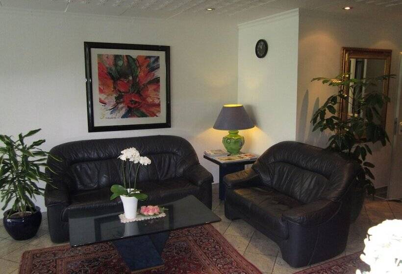 ホテル City Kräme Am Römer   Self Check In