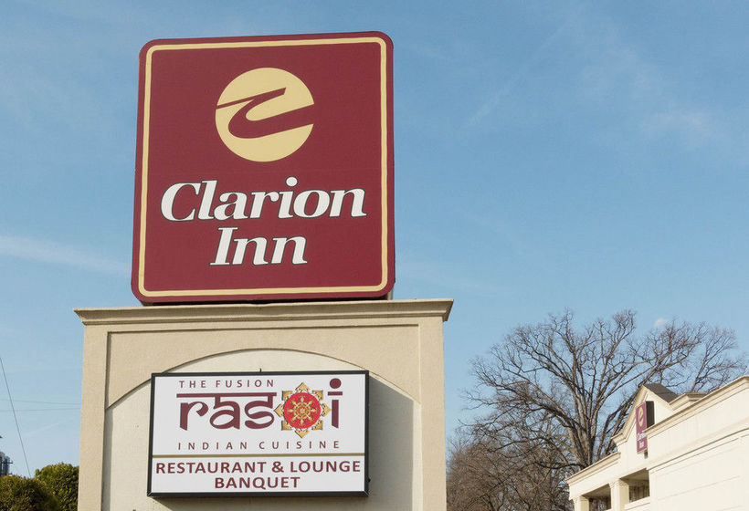 בית מלון כפרי Clarion Inn & Fundome - College Park