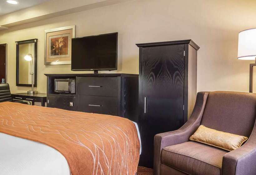 فندق Comfort Inn & Suites Laguardia Airport