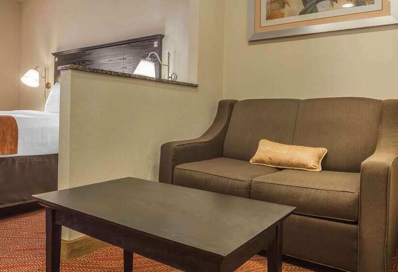فندق Comfort Inn & Suites Laguardia Airport