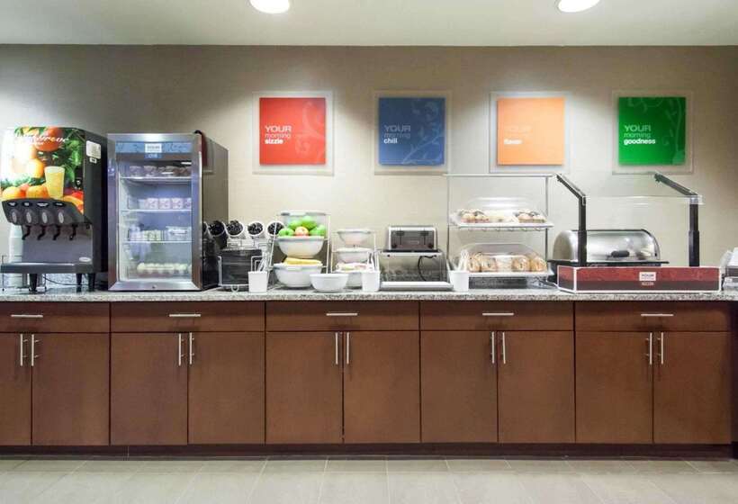 فندق Comfort Suites Central I 44