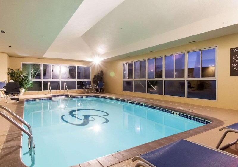 فندق Comfort Suites Central I 44