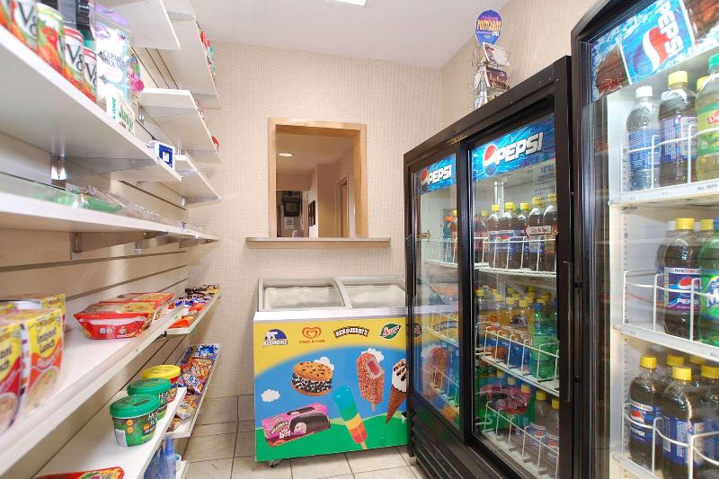 فندق Comfort Suites Central I 44