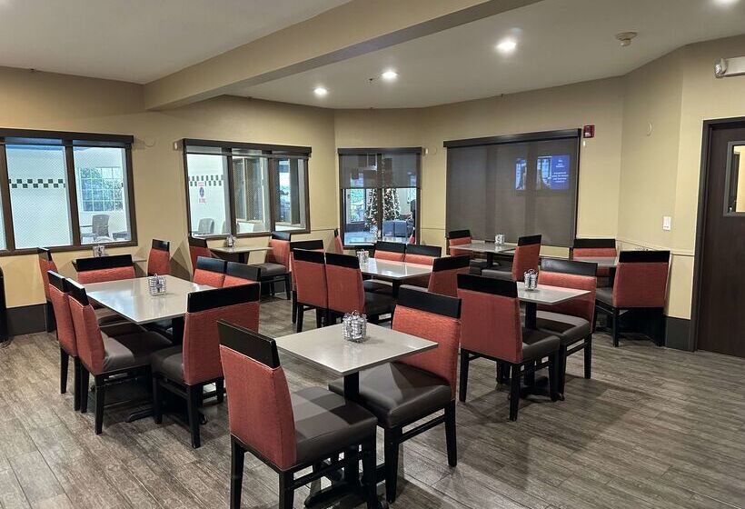 Best Western Columbia River Waterfront Hotel Astoria