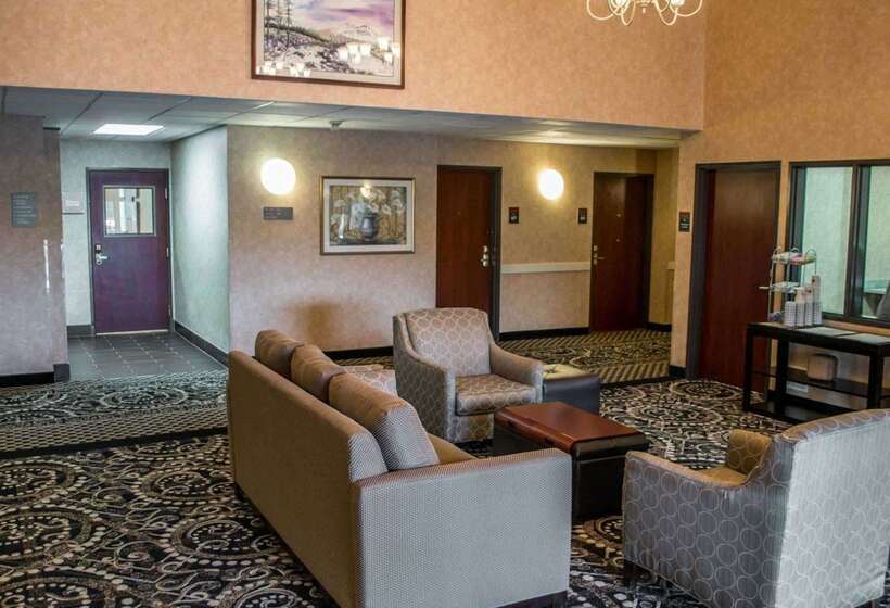 酒店 Comfort Suites Portland Southwest