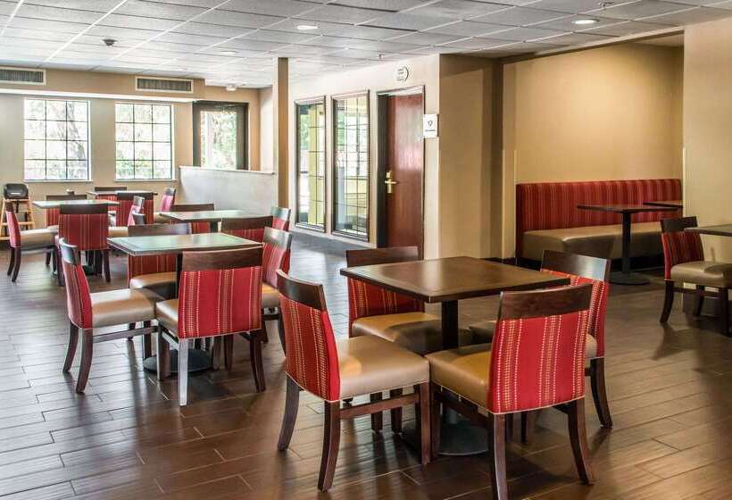 Отель Spark By Hilton Round Rock