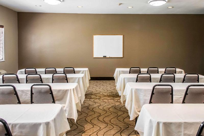 Отель Spark By Hilton Round Rock