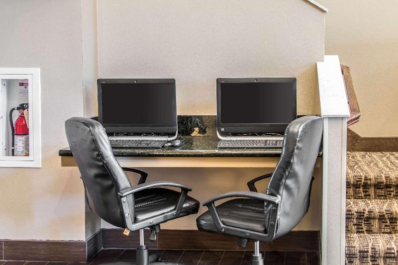 Отель Spark By Hilton Round Rock