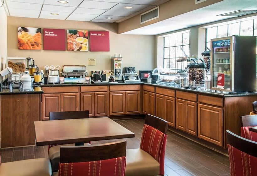 Отель Spark By Hilton Round Rock