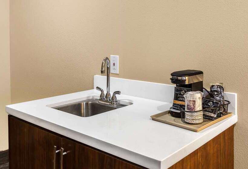 Отель Comfort Suites San Jose Airport