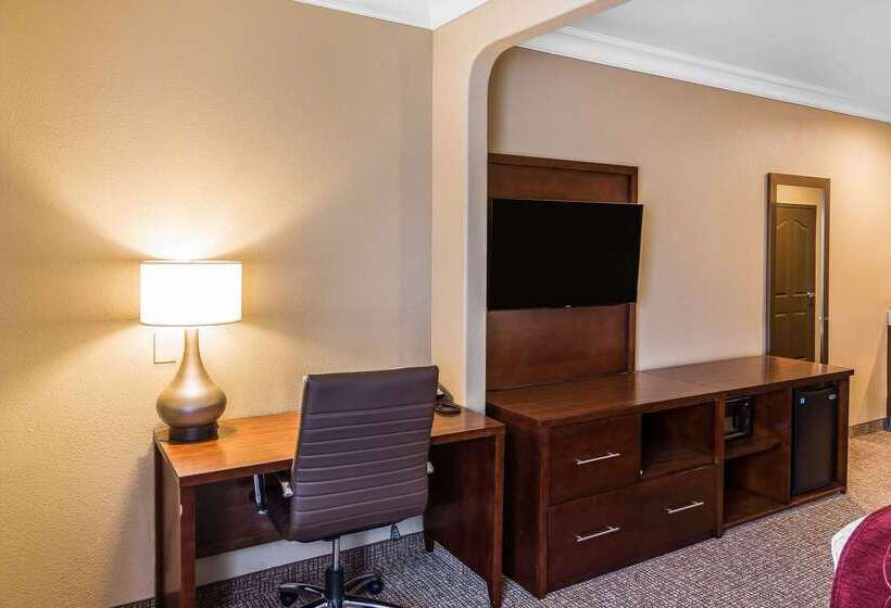 Отель Comfort Suites San Jose Airport
