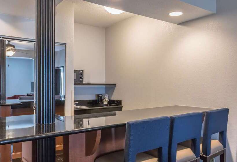 فندق Comfort Suites St Charlesst Louis