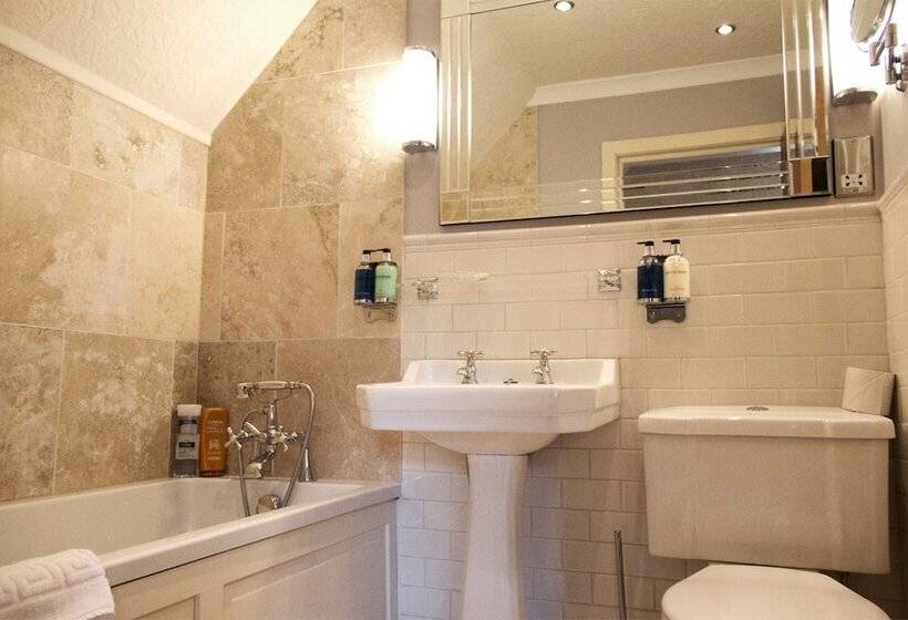 בית מלון כפרי Corriegour Lodge