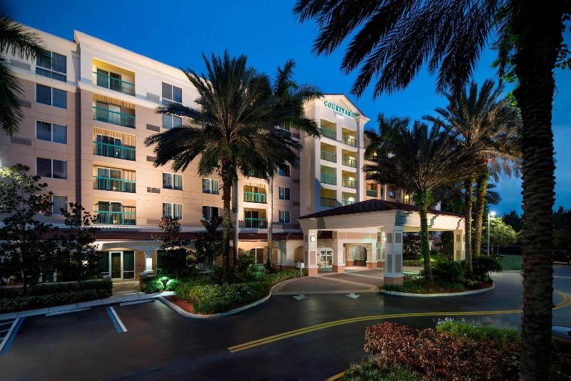 בית מלון כפרי Courtyard By Marriott Fort Lauderdale Weston