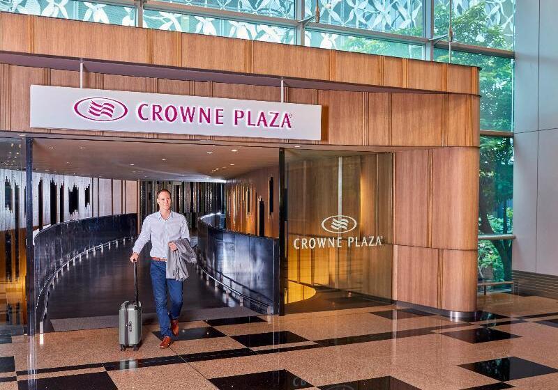هتل Crowne Plaza Changi Airport, An Ihg