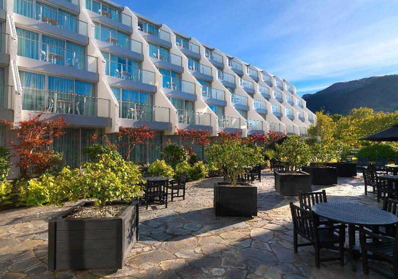 Отель Crowne Plaza Queenstown, An Ihg