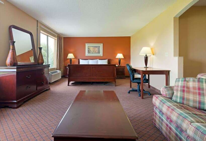 هتل Days Inn By Wyndham Coliseum Montgomery Al