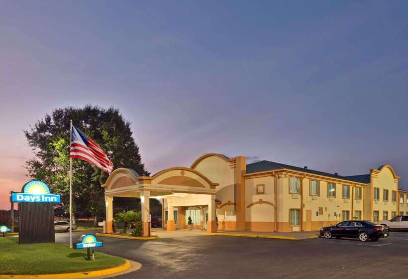 Отель Days Inn By Wyndham Coliseum Montgomery Al