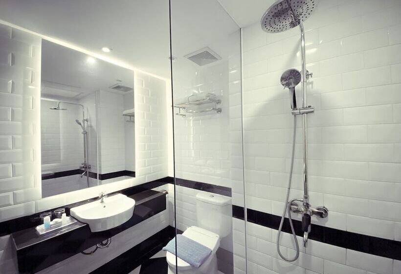 فندق De Ningrat Topas Galeria