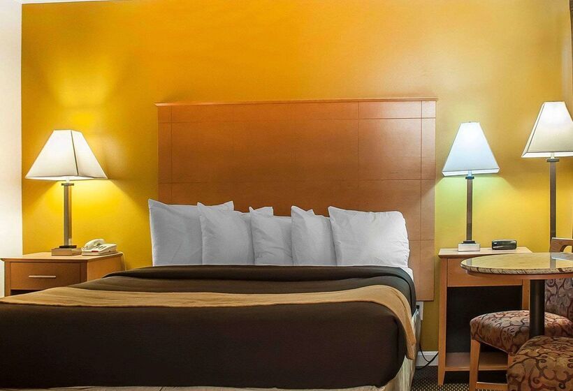 בית מלון כפרי Econo Lodge At The Falls North