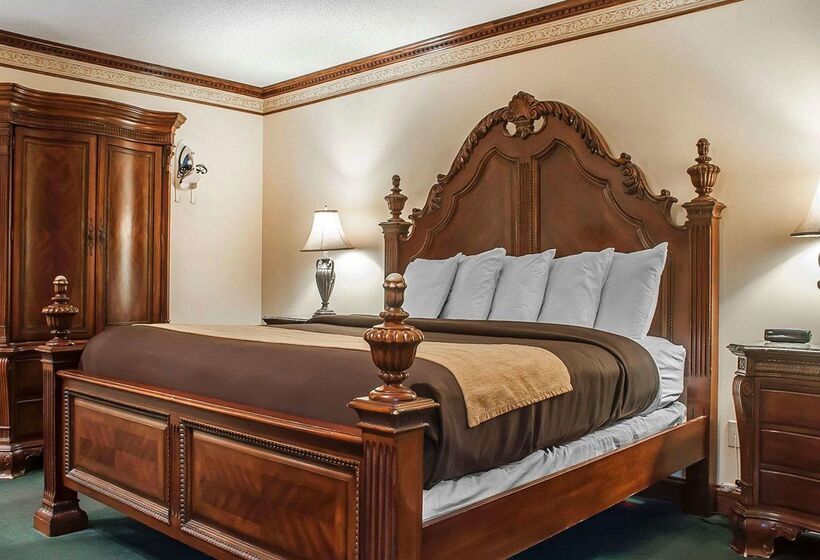 בית מלון כפרי Econo Lodge At The Falls North