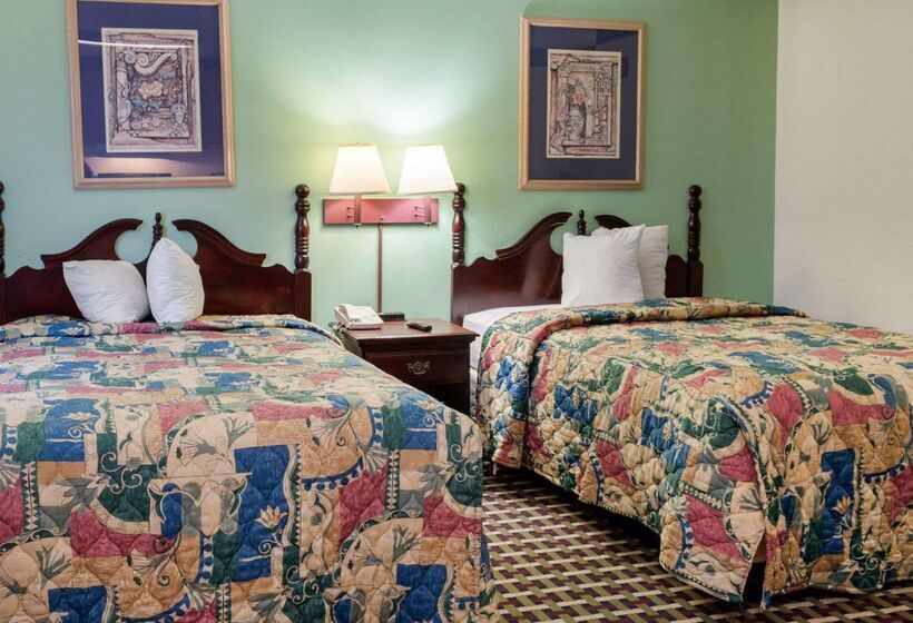 فندق Econo Lodge Near Fort Gregg Adams I 295