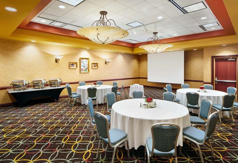 酒店 Embassy Suites By Hilton Hampton Convention Center