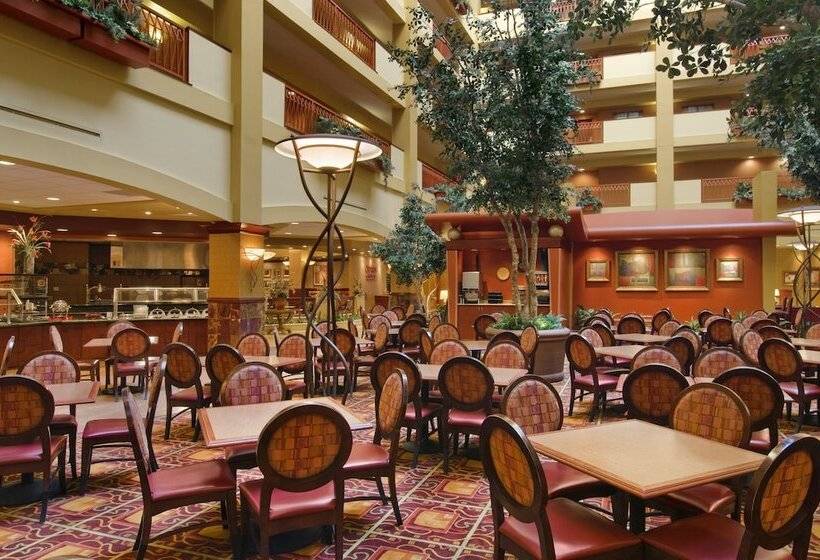 酒店 Embassy Suites By Hilton Hampton Convention Center