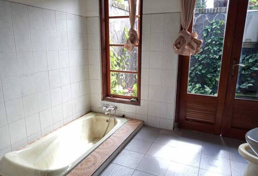 בית מלון כפרי Enjung Beji Resort