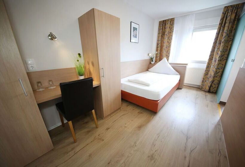 Отель Europa Offenbach