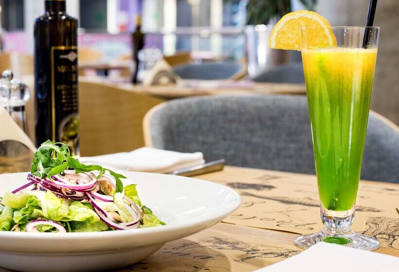 هتل Golden Tulip Zira Belgrade