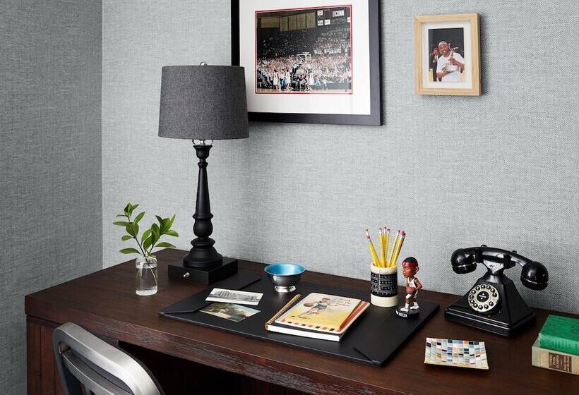 酒店 Graduate By Hilton Storrs