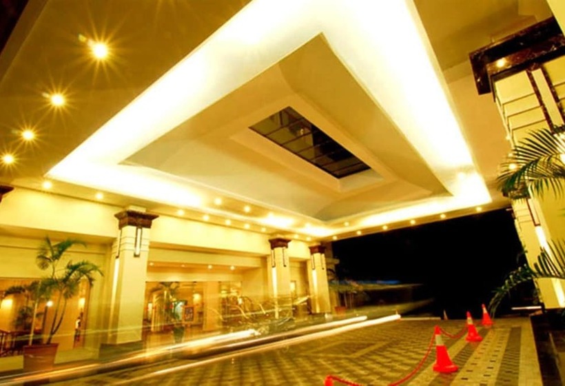 فندق Gran Puri Manado