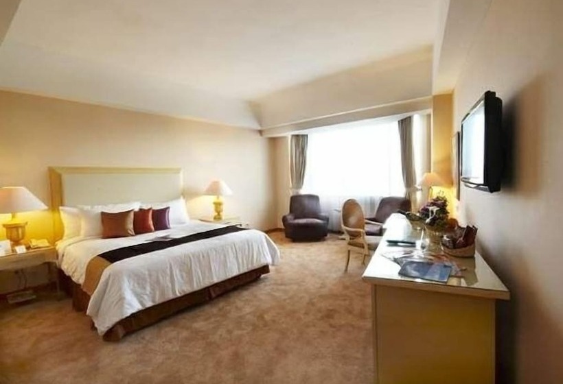 فندق Gran Puri Manado