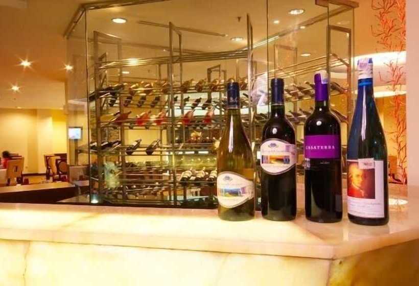 فندق Gran Puri Manado