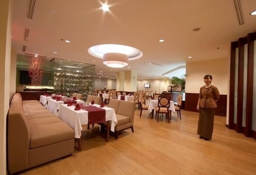 فندق Gran Puri Manado