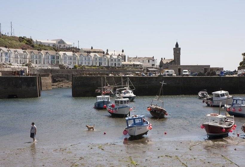호텔 Harbour Inn